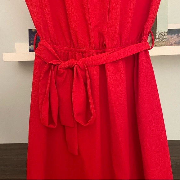 Monteau Red Cap Sleeve Flowy Lightweight Midi Dress - Picture 3 of 11